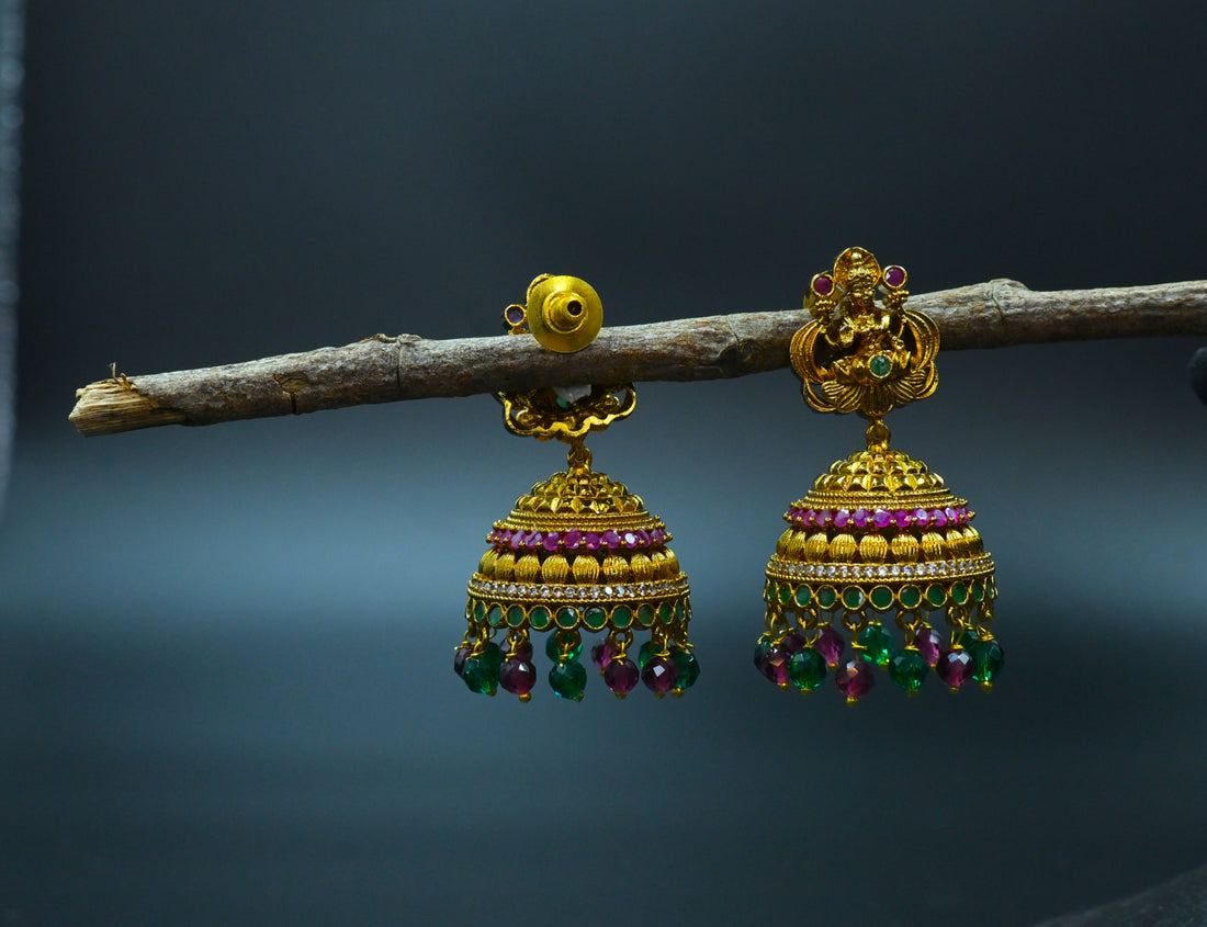 Antique Earring1008